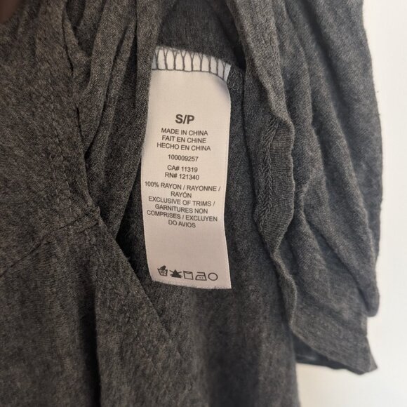 Dynamite, v-neck, short sleeve, tee, dark grey, loose fit, size small - Picture 5 of 9